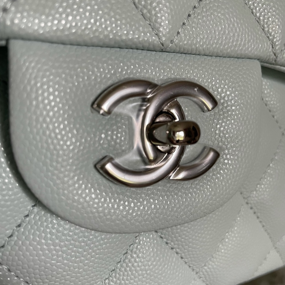 BNIB Chanel Jumbo Double Flap - Bleu Clair 21K - Picture 2 of 7